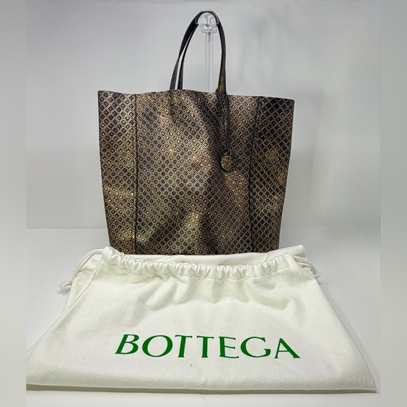 Bottega Veneta Intrecciato Cabas Tote Bag - Picture 2 of 15